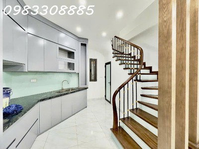 Bán nhà 6 tầng, 33m , 5pn, 3wc, hoàng mai - 8.3 tỷ hoặc: nhà 6 tầng, 33m , 5pn, hoàng mai, định 3