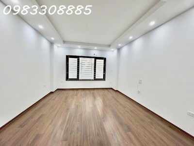 Bán nhà 6 tầng, 33m , 5pn, 3wc, hoàng mai - 8.3 tỷ hoặc: nhà 6 tầng, 33m , 5pn, hoàng mai, định 1