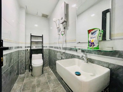 Nhà Nguyễn Chí Thanh - Q.11 - 7pn 7wc - có nội thất - giá 8,2 tỉ 2