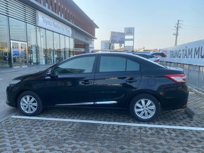 Bán xe Toyota Vios 2014 màu đen cực chất 4