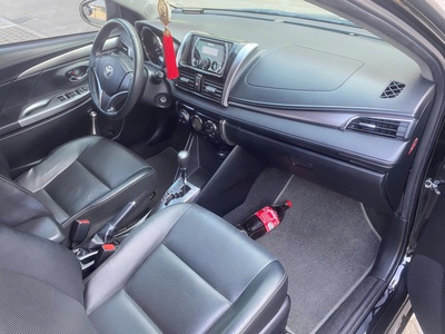 Bán xe Toyota Vios 2014 màu đen cực chất 9