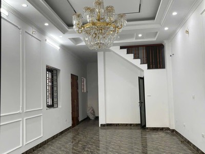 Cho thuê nhà riêng Dương Văn Bé Hai Bà Trưng 50m x 5T giá 26tr, LÔ GÓC, THANG MÁY, OTO 1