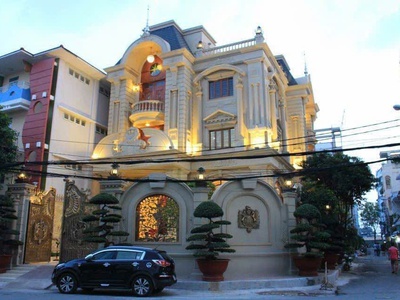 Cần bán gấp dinh thự 2MT VIP - Quận 11 1