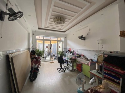 Ô tô ngũ trong nhà - kết cấu 3 tầng - đường nguyễn thị thập - tân phú - quận 7 0