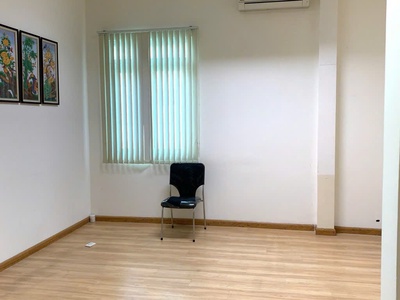 Hơn 200m2 2 tầng mặt tiền khủng núi thành, vị trí đắc địa hiếm có, giá tốt đầu tư tốt. 1