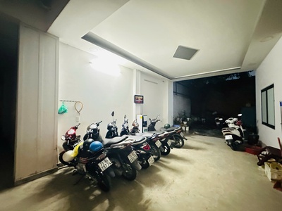 Nhà ở kết hợp khai thác chdv 4 tầng, mặt tiền quốc lộ 13 - kế bên kdc vạn phúc city - giá chỉ 26 tỷ 1