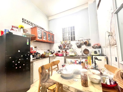 Nhà mới, ở ngay, hẻm xe hơi, 4 pn, gần hoàng diệu, thủ đức, dtsd 120m2, chỉ 5ty hơn 1