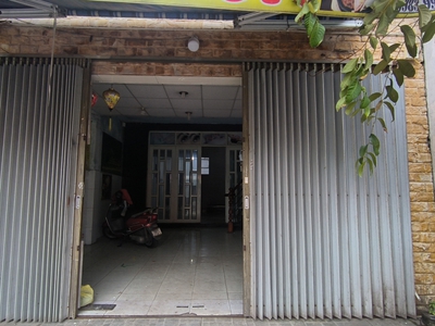 Nhà đường lớn trung tâm Hóc Môn, đường lê lợi, dt 150m2 5 20 0