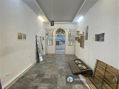 Chính chủ tôi cần bán nhà 74.5m2 mặt phố hoàng văn thái ngã 3 lê trọng tấn đắc địa. 4