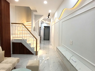 Bán nhà 2 tầng, 35m2, ngõ hoàng sĩ khải, quận 8, giá 3 tỷ - vị trí vàng, sổ đỏ chính chủ 0