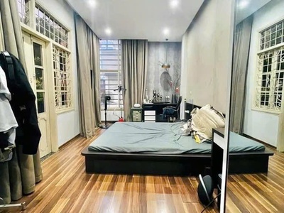 Nhà đẹp -lô góc - 2 thoáng - gara - ô tô tránh - kinh doanh 3