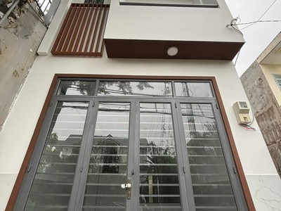 Cho thuê nhà nguyên căn gần kế Vạn Phúc City 1 trệt 3 lầu 20tr diện tích 5x20.5m 6