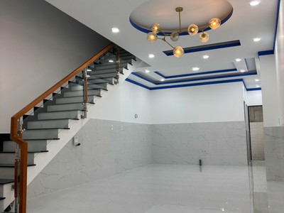 Cho thuê nhà nguyên căn gần kế Vạn Phúc City 1 trệt 3 lầu 20tr diện tích 5x20.5m 13