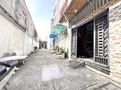 Hiếm bán nhà 3 tầng mới hẻm xe hơi 55m2 4 13 chỉ 5 tỷ xx ql13 hiệp bình phước thủ đức 4
