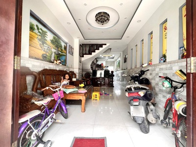 Hiếm bán nhà 3 tầng mới hẻm xe hơi 55m2 4 13 chỉ 5 tỷ xx ql13 hiệp bình phước thủ đức 0