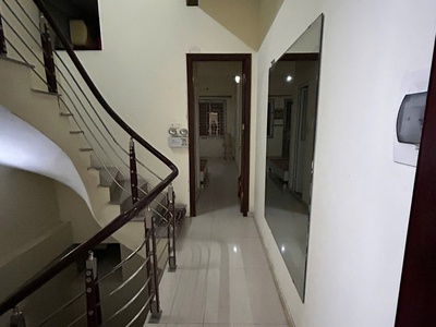 Cho thuê mbkd 42m2, đền lừ 1, 5 tầng, 6 ngủ, 15.5 triệu - ưu tiên vp công ty kết hợp ở 4