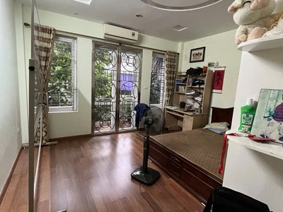 Bán nhà mai động- hoàng mai, 204 m2, 2 tầng, mặt tiền 16 m, giá 30,5 tỷ. 0