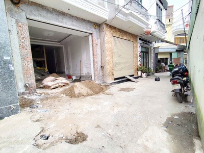 Nhà 5 tầng thang máy - mới tinh độc lập - phố vũ chí thắng, ngõ ô,tô giá 6.5 tỉ 2