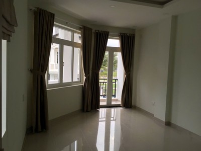 Cho thuê văn phòng, phường an phú, quận 2. cách 10 phút đi bộ ra lương định của 2