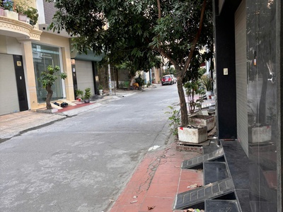 Cho thuê nhà 4 tầng  lô 7c,lê hồng phong,ngô quyền,hải phòng, 2
