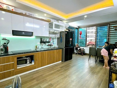 Bán nhà vạn bảo, phố vip, dt t2 70  m2, mt 6m, 9 tầng thang máy- lô góc- kd sầm uất- giá 30 tỷ 1