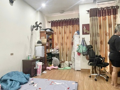 Chủ gấp bán hạ 1.5 tỷ  , mặt tiền kd  trần văn hoàng - tân bình - 92m2 - 4 tầng - 12 tỷ 3
