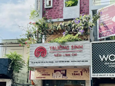Cho thuê nhà 2MT Lê Văn Sỹ, Phường 13, Quận Phú Nhuận. Trệt, 3 lầu, DT 300m2 chỉ 50tr 2