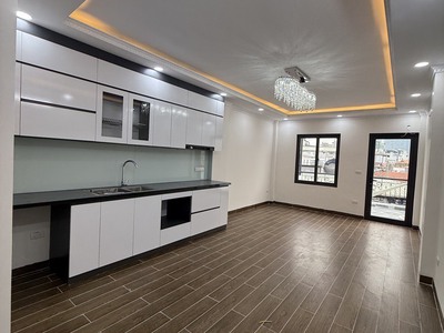 Nhà BA ĐÌNH 50m2 x 7 tầng thang máy - Ngõ nông, ngay sát phố. 1
