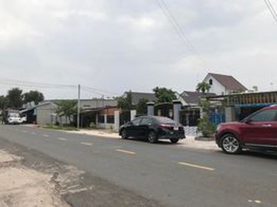 Bán đất mt hùng vương 15x68m  100m2 tc  giá 16,3 tỷ 2