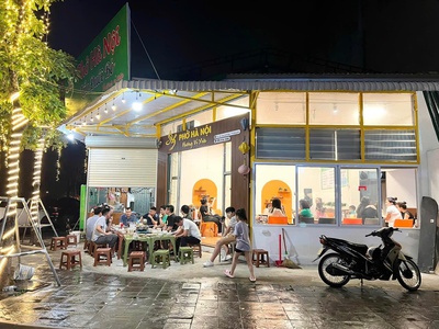 Sang nhượng quán phở bò tại thị trấn đông anh, hà nội. 1