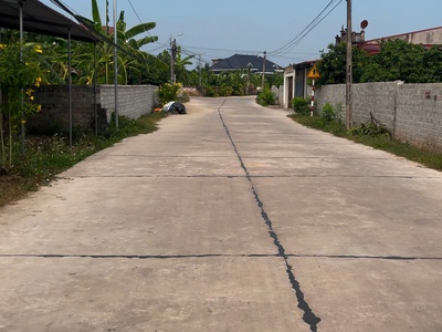 Bán gấp 2 lô đất đẹp phường hồng giang, thị xã chũ, đất tiềm năng, cách đường 44m chỉ hơn 100m, giá 0