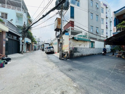 8.6 tỷ-bán chdv 6 tầng 14 phòng.tdt 360m2- hẻm xe hơi- gần công viên gia định- phạm văn đồng-thu 0