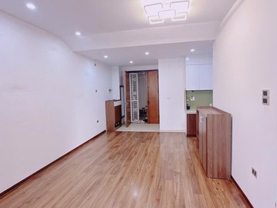Bán chung cư d2 ct2 tây nam linh đàm. 82m2 nhỉnh 5 tỷ 3