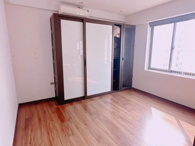 Bán chung cư d2 ct2 tây nam linh đàm. 82m2 nhỉnh 5 tỷ 4