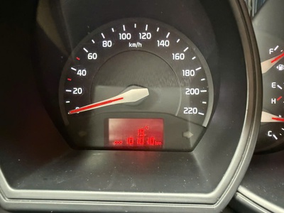 Kia Rio 2015 1.4 MT Sedan - 102000 km- 220 triệu 1