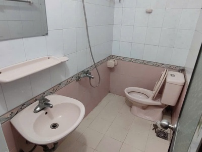 Cho thuê nhà Tô Vũ , Văn Cao . Đường rộng 2 ô tô tránh nhau . Làm Văn Phòng , Spa ... kết hợp ở ok 4