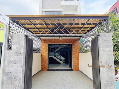 3 tầng ô tô để trong sân, gần Hoàng Huy An Đồng. 0