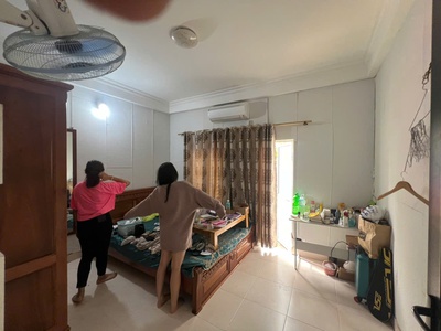 Bán nhà 3,5 tầng phố Đội Cấn ngay chợ Lương Văn Can, Lê Lợi, HP vừa ở vừa kinh doanh 2