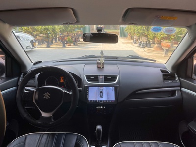 Bán xe SUZUKI SWIFT logo vàng sx 2016 giá 310tr 1