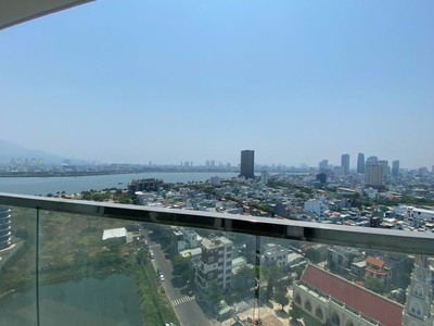 Cần bán Blooming Tower view Tp Đà Nẵng chỉ từ 35 triệu/m2 5