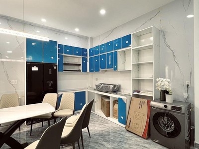 Cách mạng tháng tám, phường 7, quận tân bình, tp.hcm. giá bán: 5.2 tỷ vnđ. dt: 50m2 2