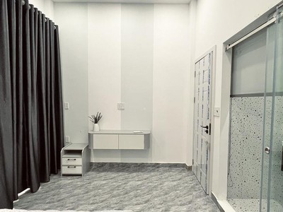 Cách mạng tháng tám, phường 7, quận tân bình, tp.hcm. giá bán: 5.2 tỷ vnđ. dt: 50m2 1