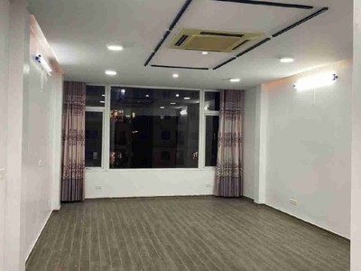 Bán gấp nhà mặt phố nguyễn hoàng 75m/6t thang máy,mt 4.7m 45.5 tỷ, vỉa hè rộng 4