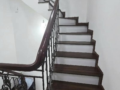 Bán nhà siêu hiếm trần phú, hà đông. dt 50m2. dân xây kiên cố, ô tô đỗ cửa. nhà đẹp về ở luôn 3