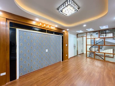 Bán gấp cổ nhuế  kinh doanh sầm uất, ngõ thông các ngả, gara ô tô, 55mx5t chỉ 8.4 tỷ 2