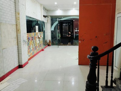 Hàng hiếm khu đô thị xa la hà đông bán nhà phân lô vỉa hè, ô tô tránh. vị trí siêu đẹp cách mặt 4