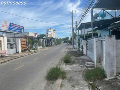 Ngợp bank  bán gấp 159m2 đất thổ cư đường nguyễn văn cừ, thị xã lagi chỉ 2.5 tỷ 0