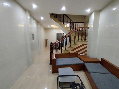 Bán Nhà Dân Xây Ở Ngô Thì Nhậm,Hà Đông,Ngõ Thông,Ô Tô Chạy Qua.Gía 7.95Tỷ Có TL 2