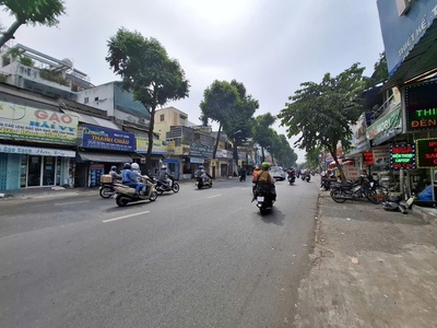 Bán nhà mặt tiền nguyễn kiệm -  phường 3, q. gò vấp, 4.1x11m, 2 tầng, hđt 10tr, 5.6 tỷ. 0