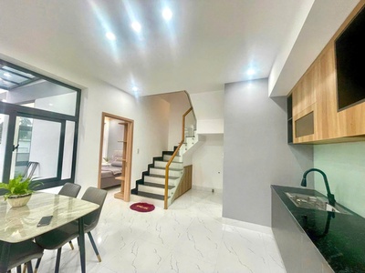 Nhà đẹp 2 tầng 112 minh mạng , thuỷ xuân , tp huế đường ô tô thoải mái full nội thất giá chỉ 2,x tỷ 0
